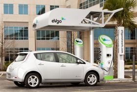 Texans benefit from free charging with Nissan LEAF