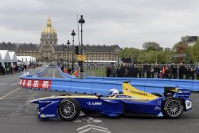 Renault e.dams win the Paris ePrix