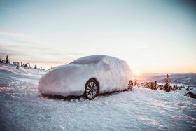 Nissan breaks the ice as new Nissan LEAF 30kWh hits showrooms