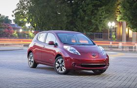 Nissan launches programs to make LEAF charging free and "EZ"