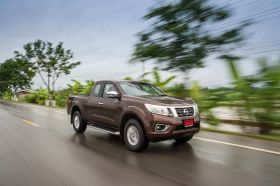 Daimler & Renault-Nissan Alliance expand cooperation to 1-ton pickup trucks