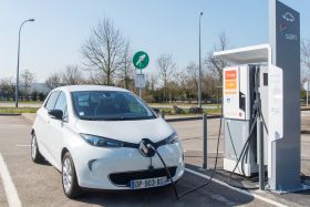 Corri-Door network opens up long-distance EV travel in France