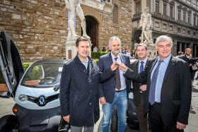 Renault delivers Twizy number 15,000 to the municipality of Florence, Italy