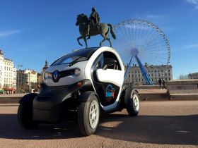 Twizy available in Lyon Bluely Car-Sharing service