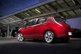 New 2016 Nissan LEAF in US gets longer range